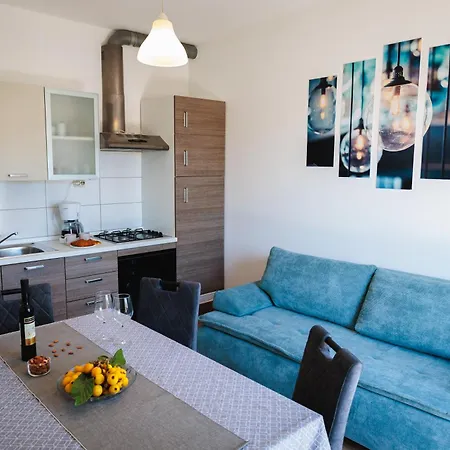 Apartment Lovrich Trogir
